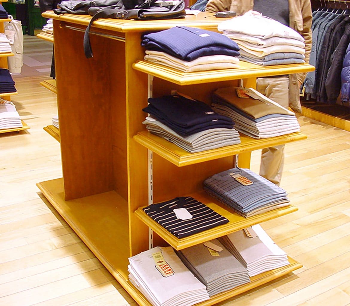 Présentoir de magasin sur mesure