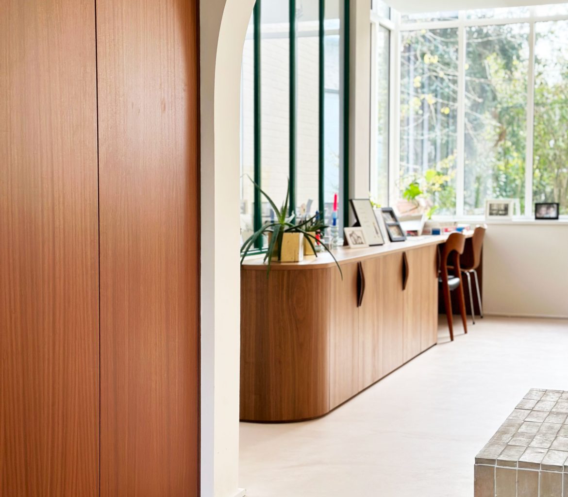 Meuble vestiaire en sapelli