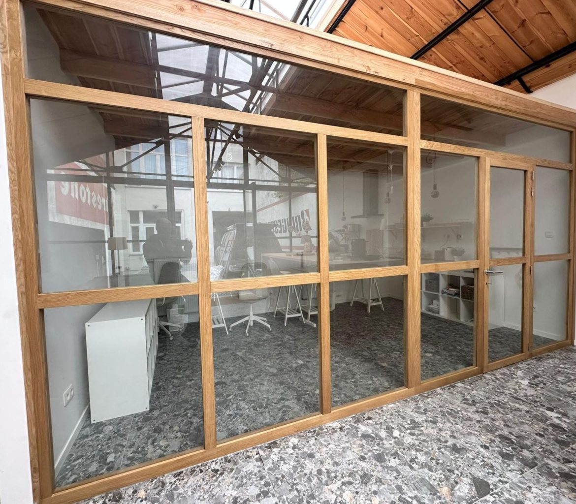 Verrière en chêne massif